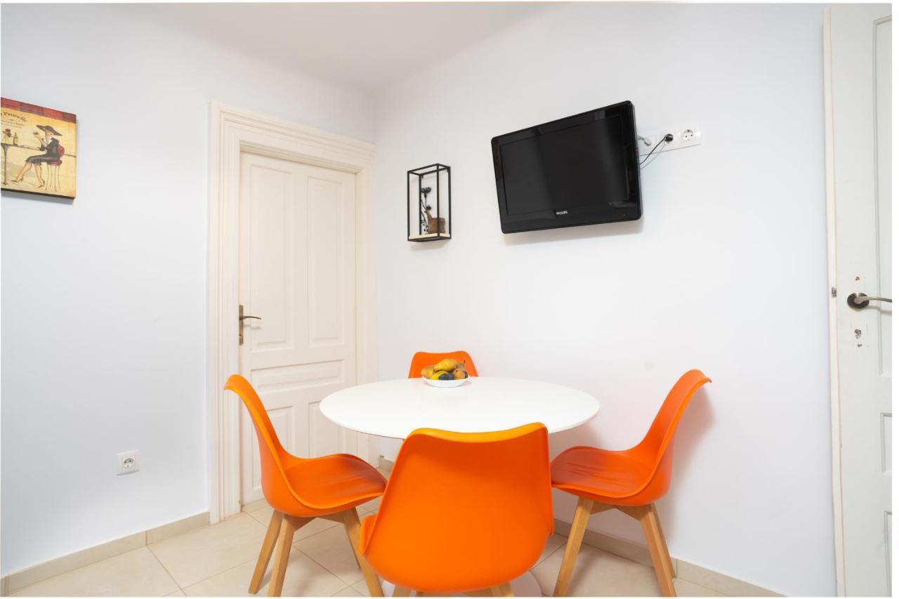 Wagner Apartment Braşov Buitenkant foto